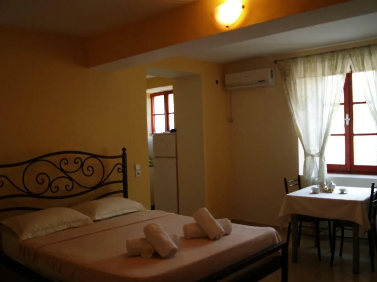 Apartment Ferienwohnung La Casa Di Nonna Qeparo