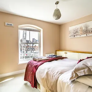 30 Woodsmill Quay Apartment York