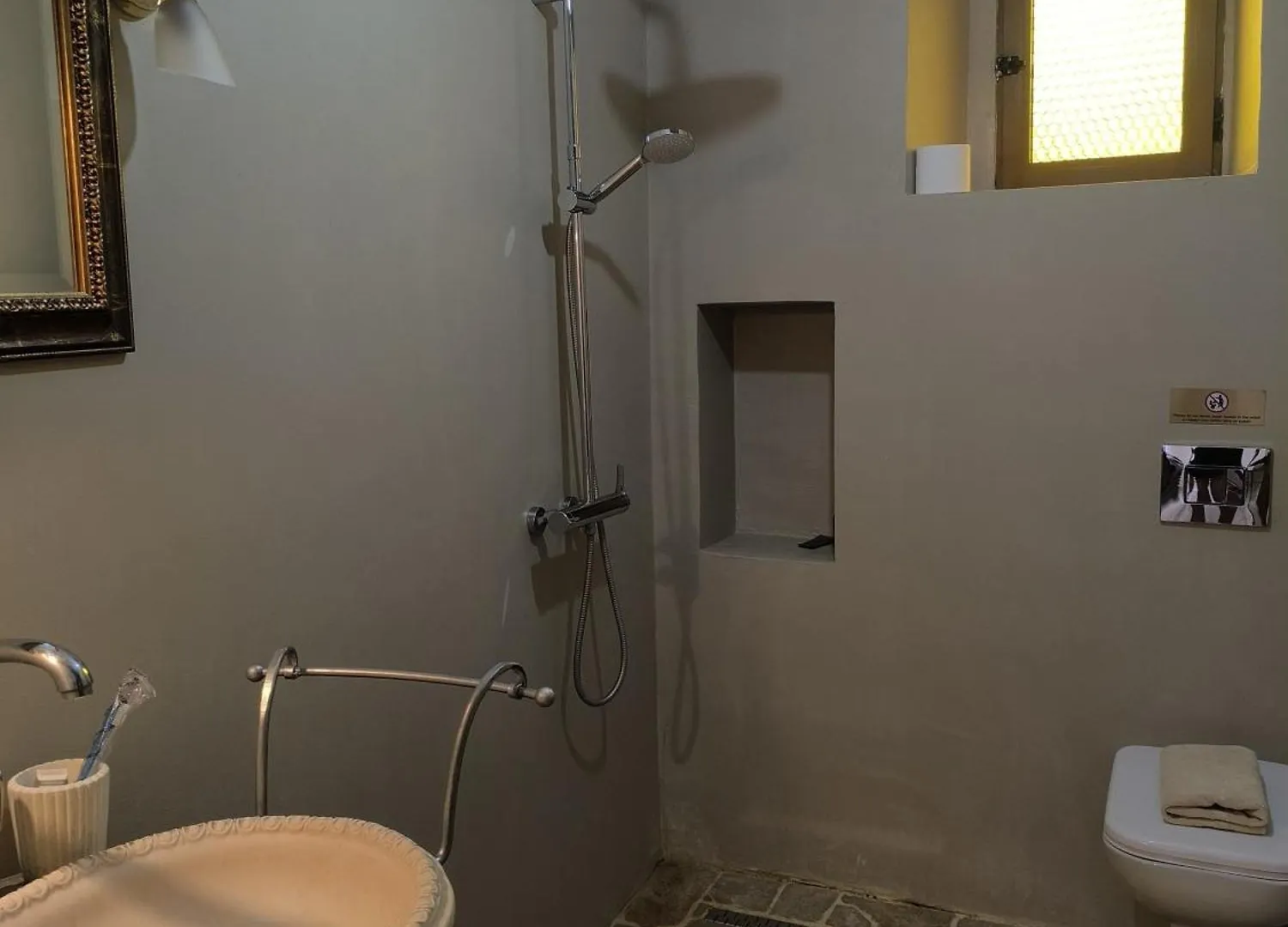 La Casa Di Nonna Apartment Qeparo